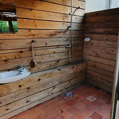 Une Roulotte Cosy Entre Vigne Et Foret Vallons-de-l'Erdre